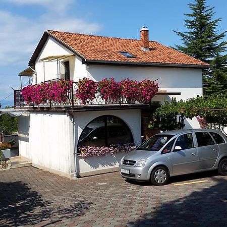 Apartmani Malinska Bagian luar foto